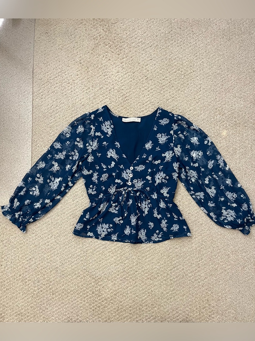 Abercrombie & Fitch Blue Floral V-Neck Blouse